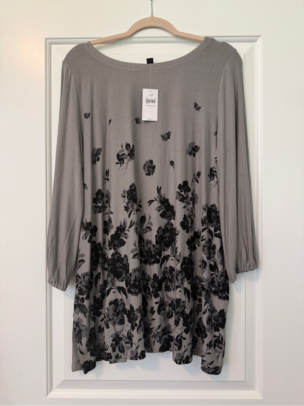 NWT J. Jill Pewter Wearever Gray & Black Floral 3/4 Sleeve Tunic Top Large